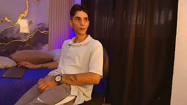 Show modela Marcus_Royer na web-kameri