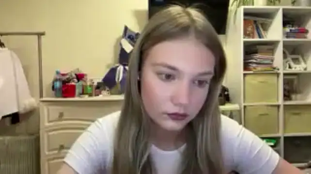 Онлайн чат XXX MayaStarlight