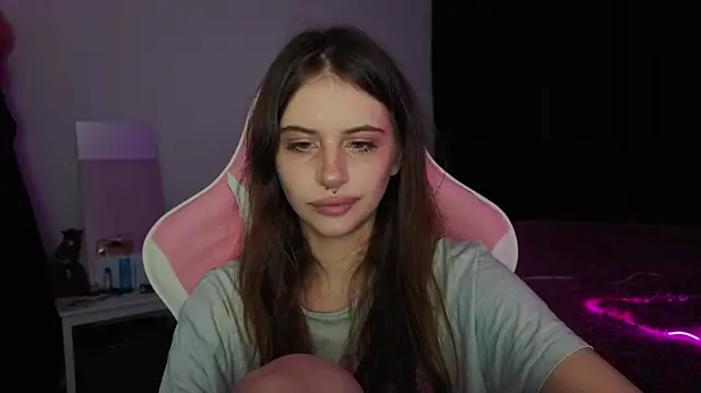 evvaavve Chat XXX in diretta