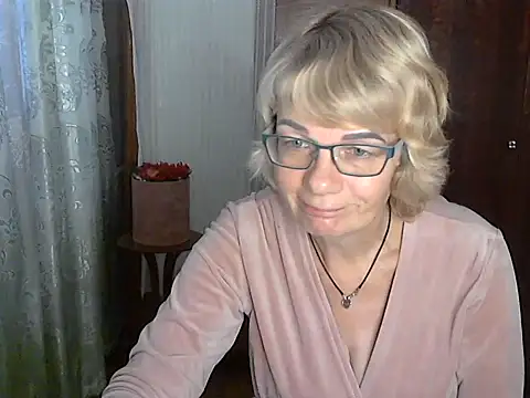 Онлайн чат XXX Mia_Olivia25