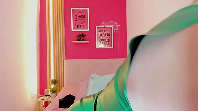 Chatroom XXX en direct de MonyCassius