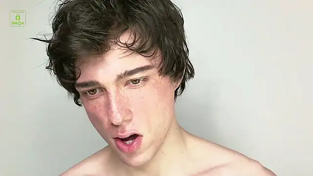 Онлайн чат XXX mark_shot
