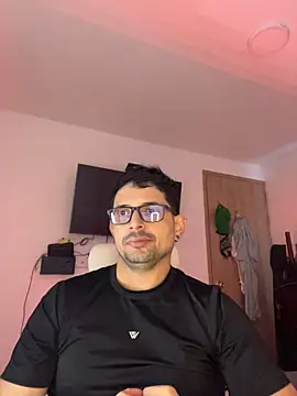 TroyeKnight – Naživo XXX chat