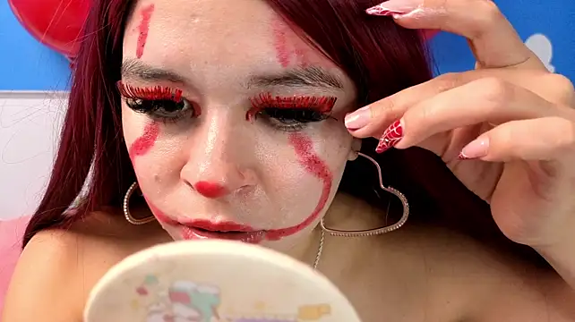 Онлайн чат XXX miss__evolet