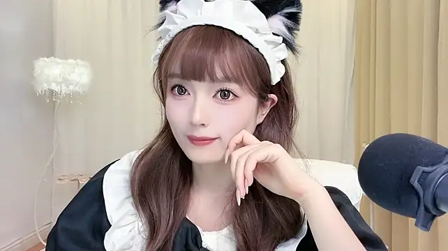 LiLy0608: онлайн-секс-чат