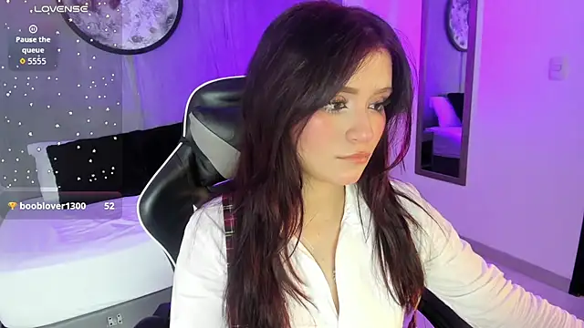 Онлайн чат XXX astrid_ferrani