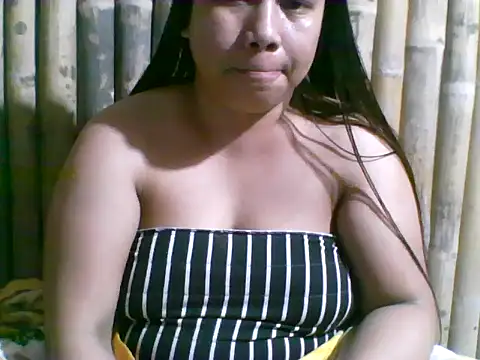 Онлайн чат XXX pinaychubbygirl