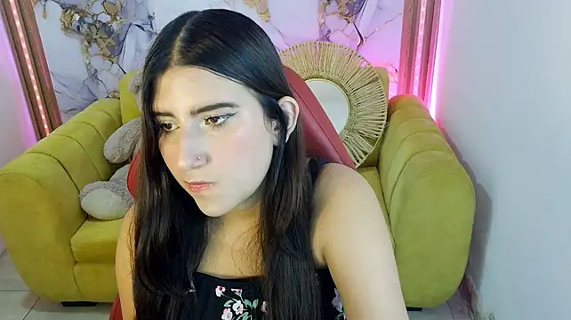 Онлайн чат XXX sofia_sweet_m