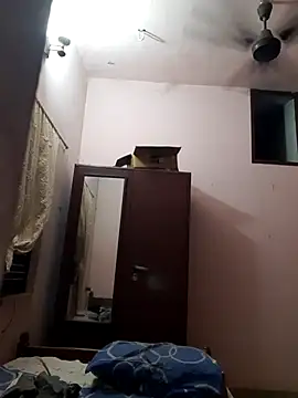 kikkalakka – Naživo XXX chat