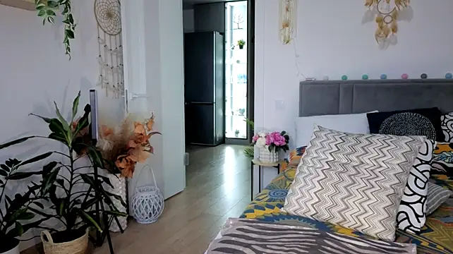Redhotlinen Live XXX chat