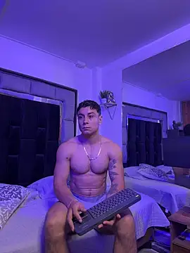 XXX chat uživo modela MR_MUSCLE