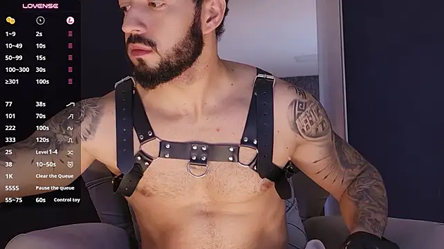 Chatroom XXX en direct de MarkWalker__