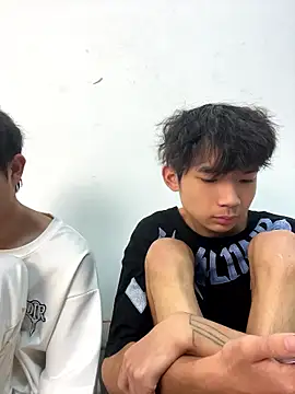 XXX chat uživo modela -OvO-