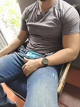 jacson_w8 Adlı Modelin Canlı XXX Sohbeti