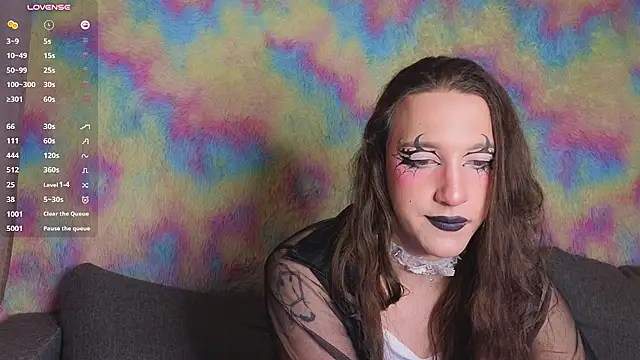 SilverKelpie Live XXX Chat