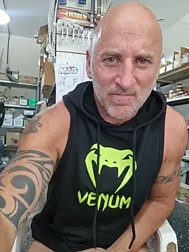Chat XXX ao vivo de Senor_martin