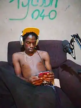 Demon254_ Chat XXX in diretta