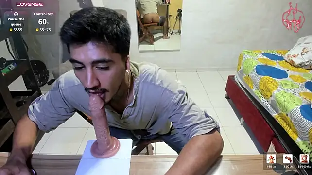 maxI_dick33 Live XXX Chat