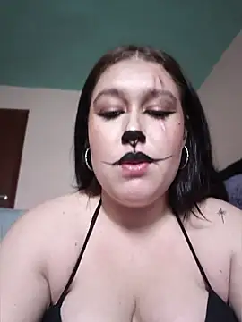 Frecklesz2's Live XXX Chat