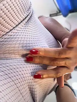 Онлайн чат XXX AndreaVel