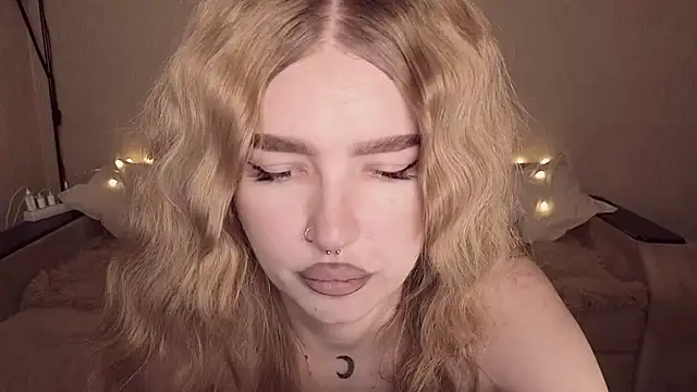 Онлайн чат XXX ViolettaLopez