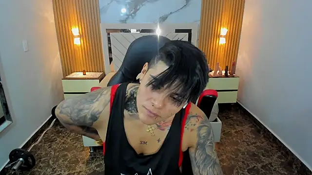 Онлайн чат XXX KAROLLJONES1