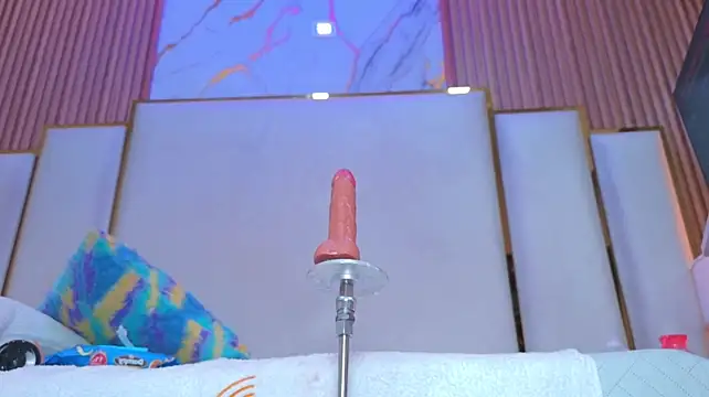 Онлайн чат XXX paola_rodriguez