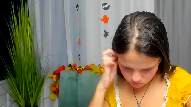 AdeleCruz's Live XXX Chat