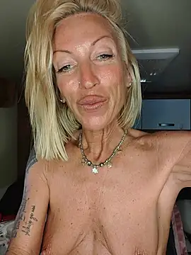 Онлайн чат XXX Weloveblue