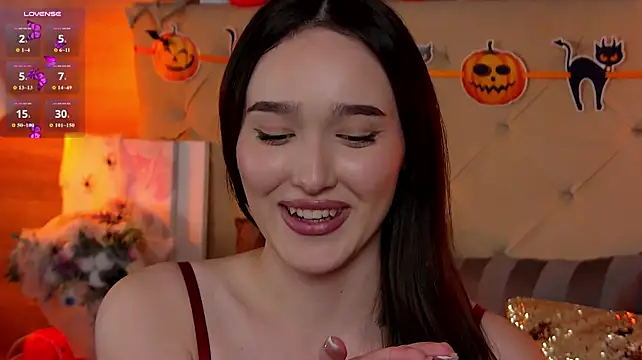 Онлайн чат XXX LindaMaxx