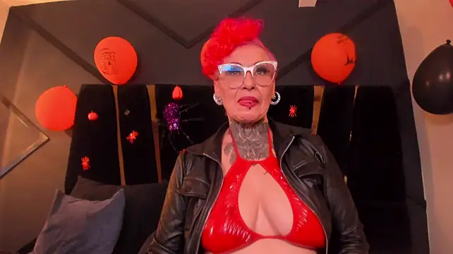 Онлайн чат XXX mistress_sandy