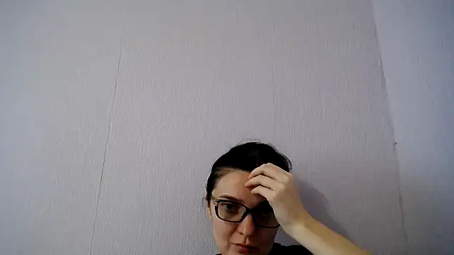 Shiny_gine's Live XXX Chat