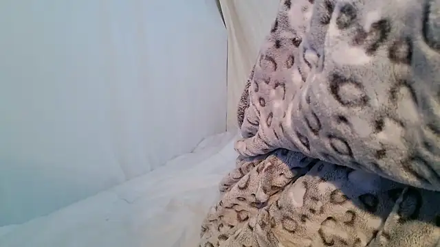 Chat XXX en directo de saraswirls69@xh