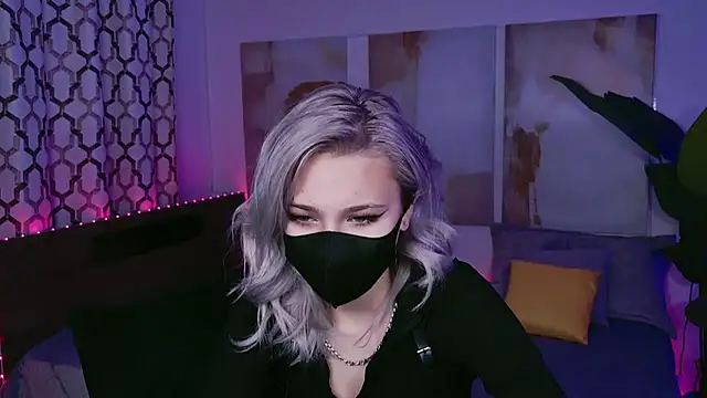Онлайн чат XXX DitaBump