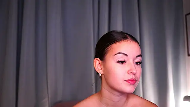 Онлайн чат XXX Fawnette