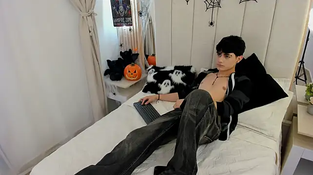 Chat XXX en directo de Alan__brook