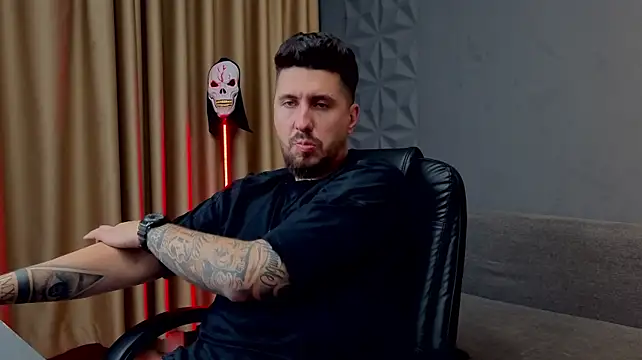 XXX chat uživo modela LoganStroud