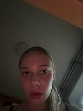Онлайн чат XXX Gina_Dean