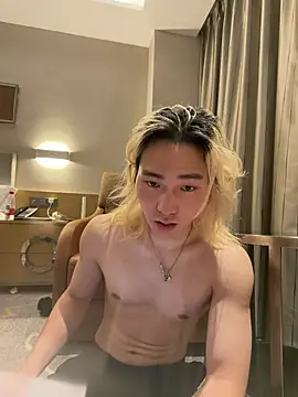 yangyang-2003 Webcam show