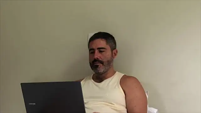victor_chat's Live XXX Chat