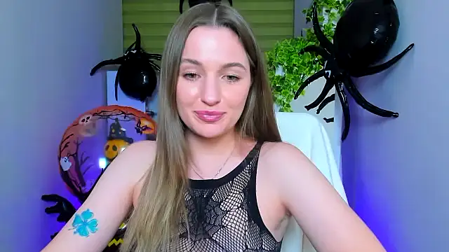 Mila-moon's Live XXX Chat