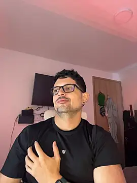 XXX chat uživo modela TroyeKnight