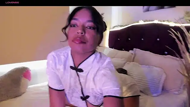Chat XXX en directo de nathyjonees