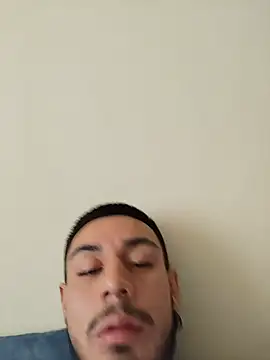 XXX chat uživo modela Taylor_DiamondBoy