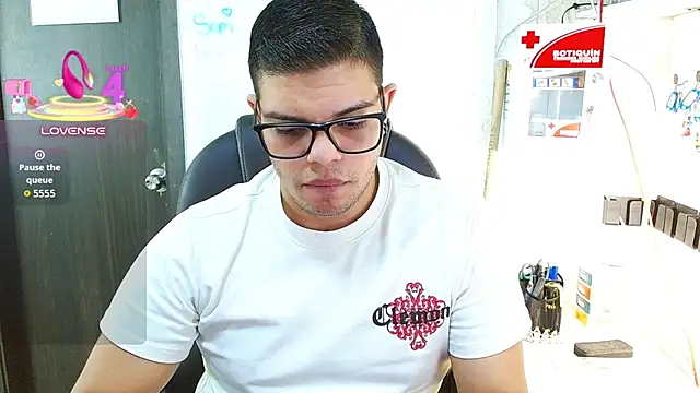 Czat XXX na żywo – Realjoel01