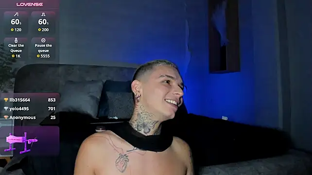 Chat +18 de Ian_Castillo_ ao vivo