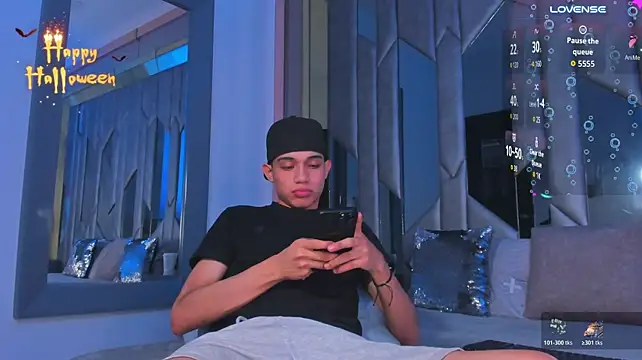 Sebax_Young élő XXX-chatje