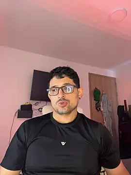 Chatroom XXX en direct de TroyeKnight
