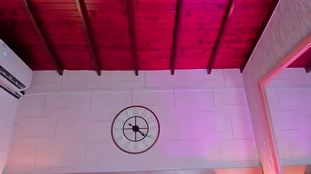 Megan_charles_'s Live XXX Chat