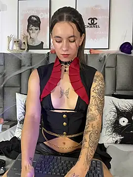 Chat +18 de JuliaColemann ao vivo